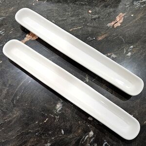 POTTERY BARN Set 2 Olive Dishes nuts candy boat ceramic white cream VGUC serving